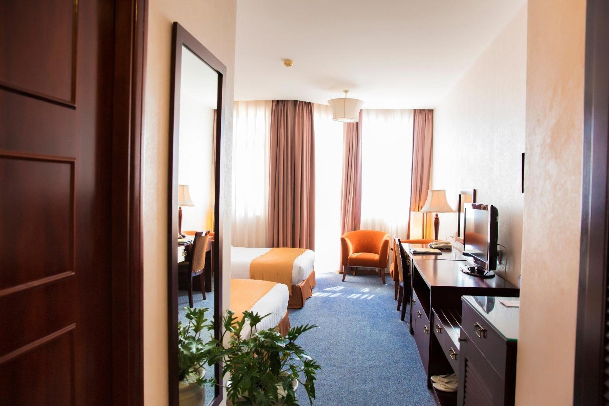 Dakruco Hotel Buon Ma Thuot Eksteriør billede