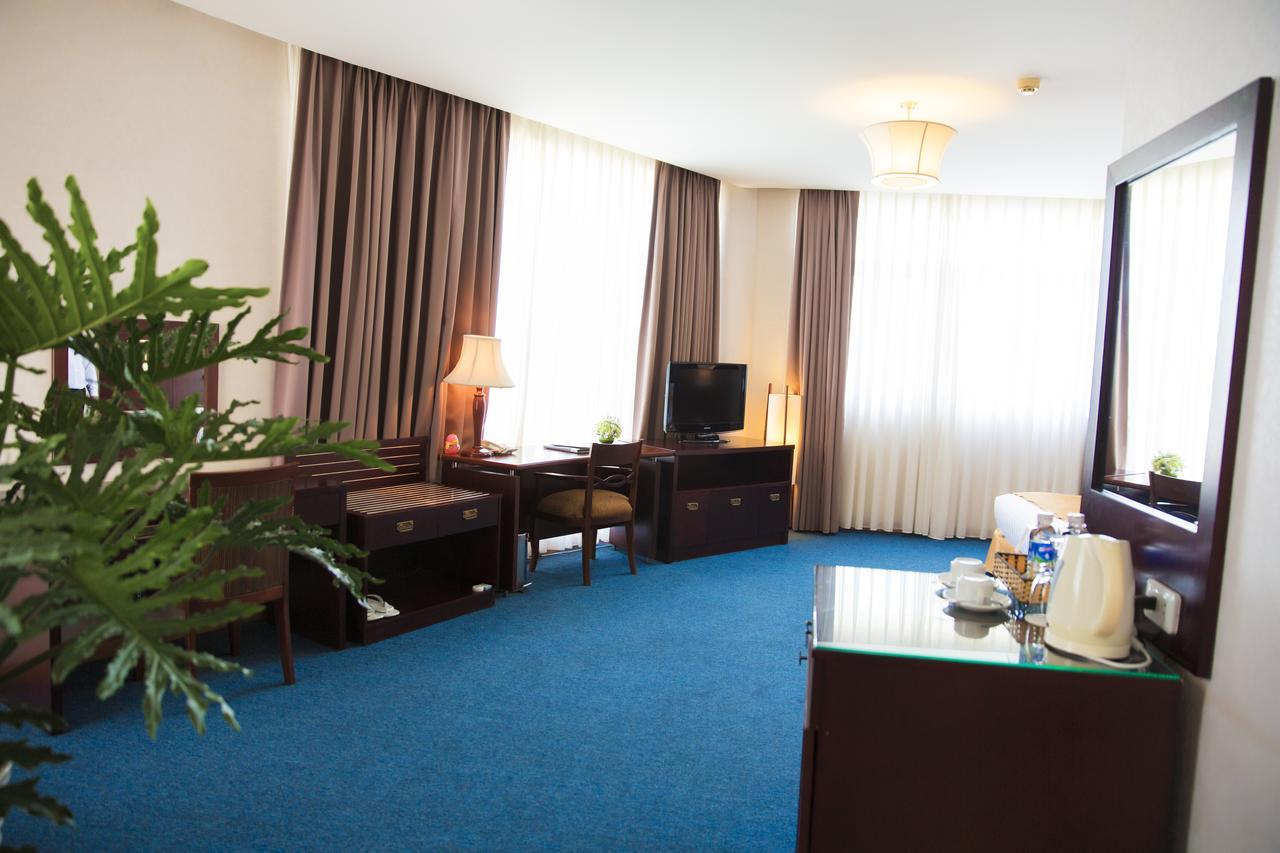 Dakruco Hotel Buon Ma Thuot Eksteriør billede